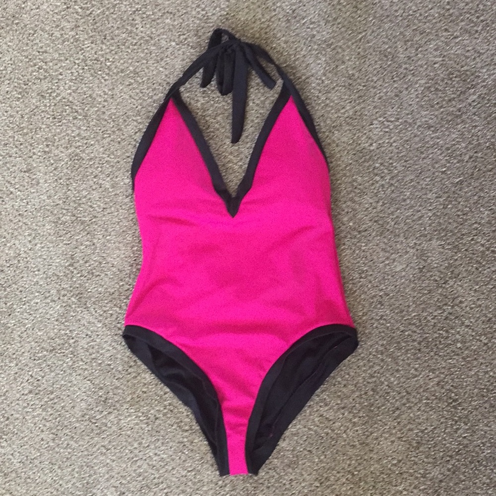 💕buy 1, get 1 free💕 Sole East Swim one piece